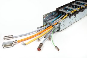 Cadenas portacables de acero