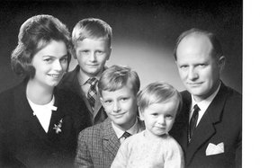 Ursula Ida y Oskar Lapp con sus hijos Siegbert, Andreas y Volker